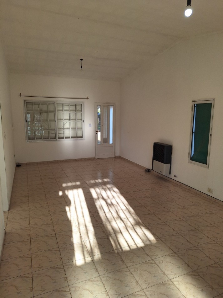 VENTA: CASAQUINTA DE DOS DORMITORIOS EN LOWO CHE, TOAY.