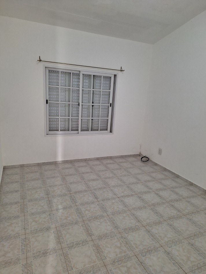 VENTA: CASAQUINTA DE DOS DORMITORIOS EN LOWO CHE, TOAY.