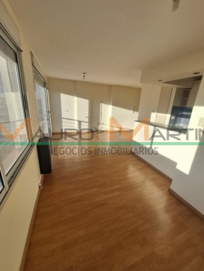 VENTA: DEPARTAMENTO DE 1 DORMITORIO EN EDIFICIO CATALINA, EN SANTA ROSA, ZONA CENTRO