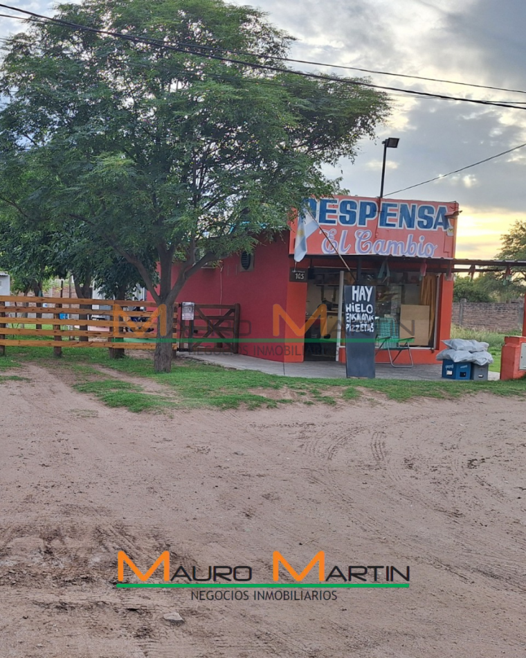 LOCAL + DEPARTAMENTO INTERNO DE 1 DORMITORIO+ GALPON, EN TOAY.
