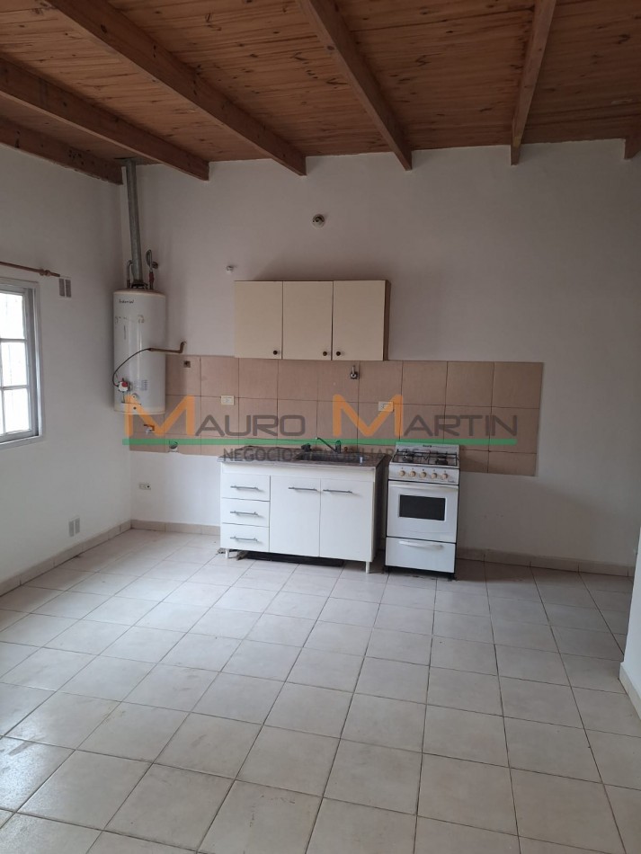 ALQUILER: DEPARTAMENTO INTERNO DE 2 DORMITORIOS EN TOAY 