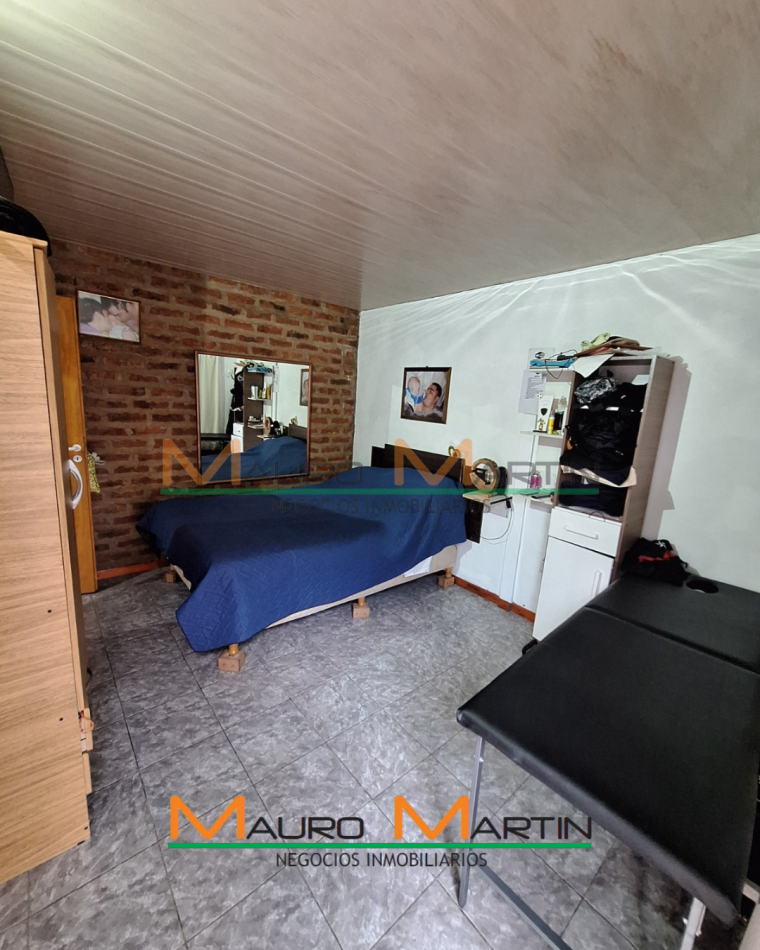 LOCAL + DEPARTAMENTO INTERNO DE 1 DORMITORIO+ GALPON, EN TOAY.