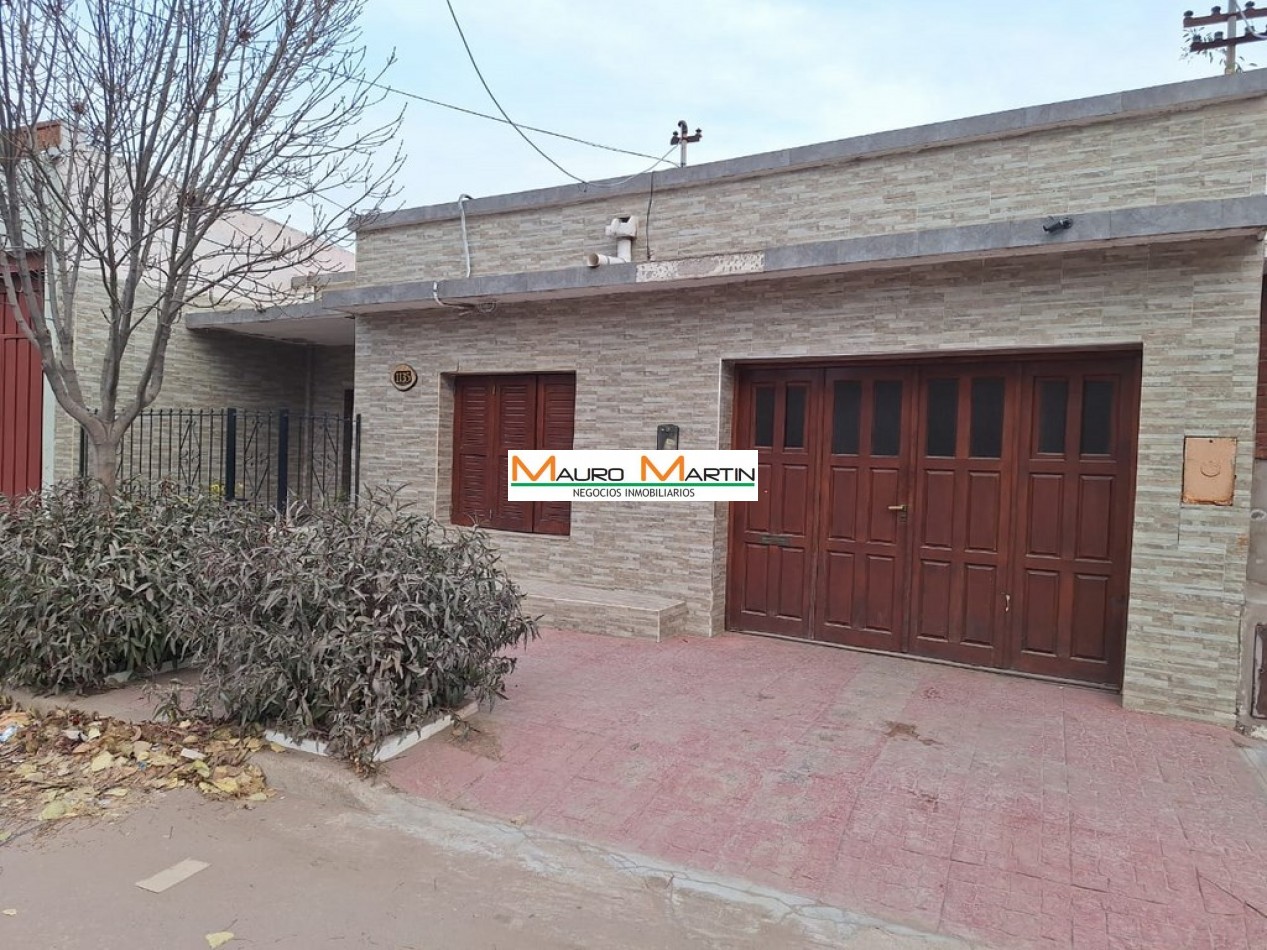 VENTA: CASA DE 3 DORMITORIOS EN SANTA ROSA, ZONA NORTE