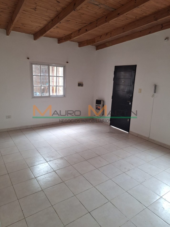ALQUILER: DEPARTAMENTO INTERNO DE 2 DORMITORIOS EN TOAY 