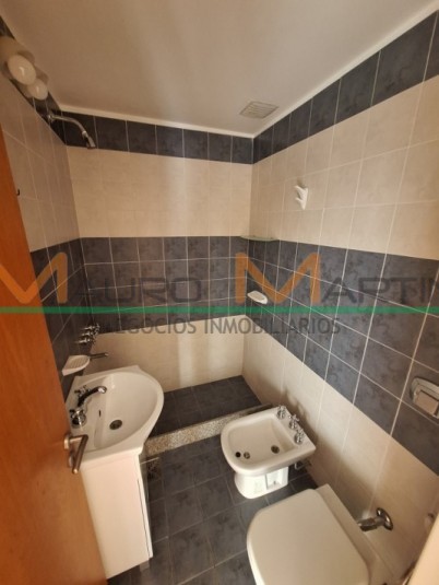 VENTA: DEPARTAMENTO DE 1 DORMITORIO EN EDIFICIO CATALINA, EN SANTA ROSA, ZONA CENTRO