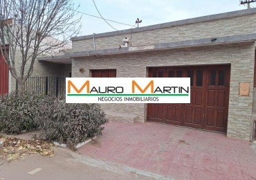 VENTA: CASA DE 3 DORMITORIOS EN SANTA ROSA, ZONA NORTE